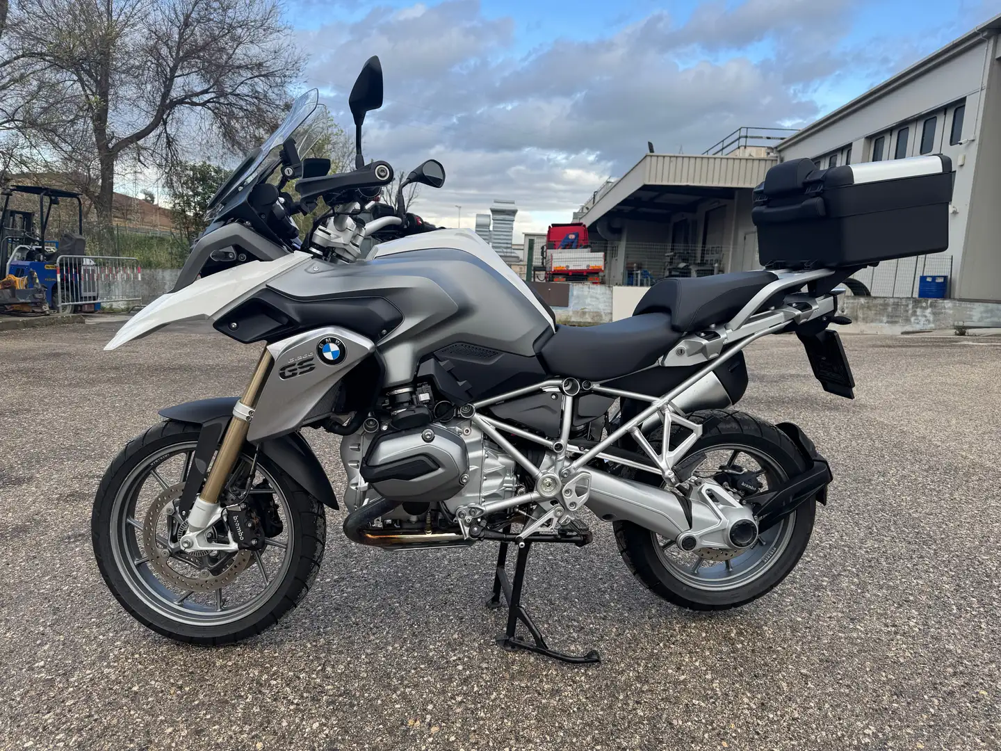 BMW R 1200 GS Bílá - 2
