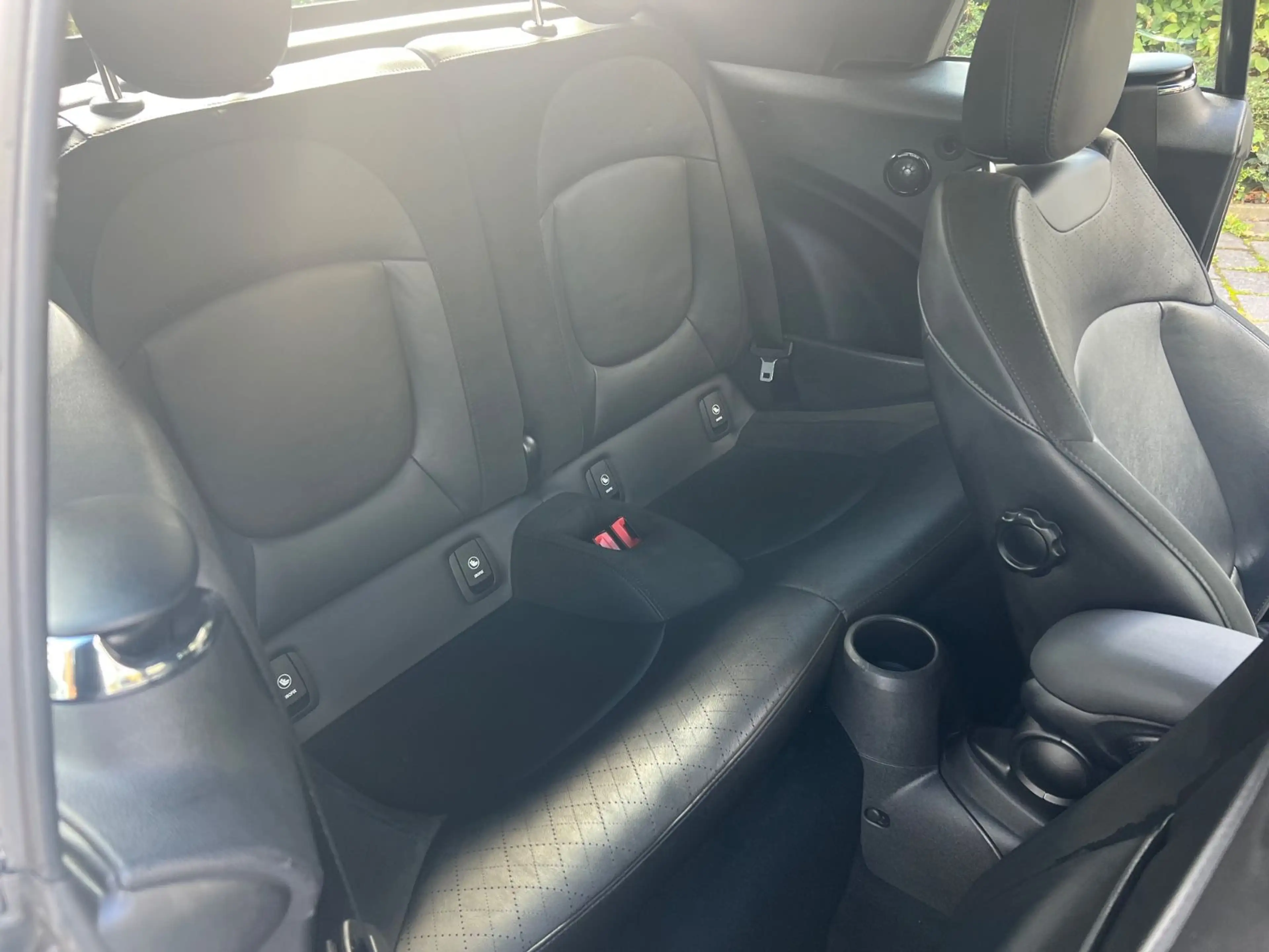 MINI Cooper S Cabrio Cooper S~Harman-Kardon, — photo 15