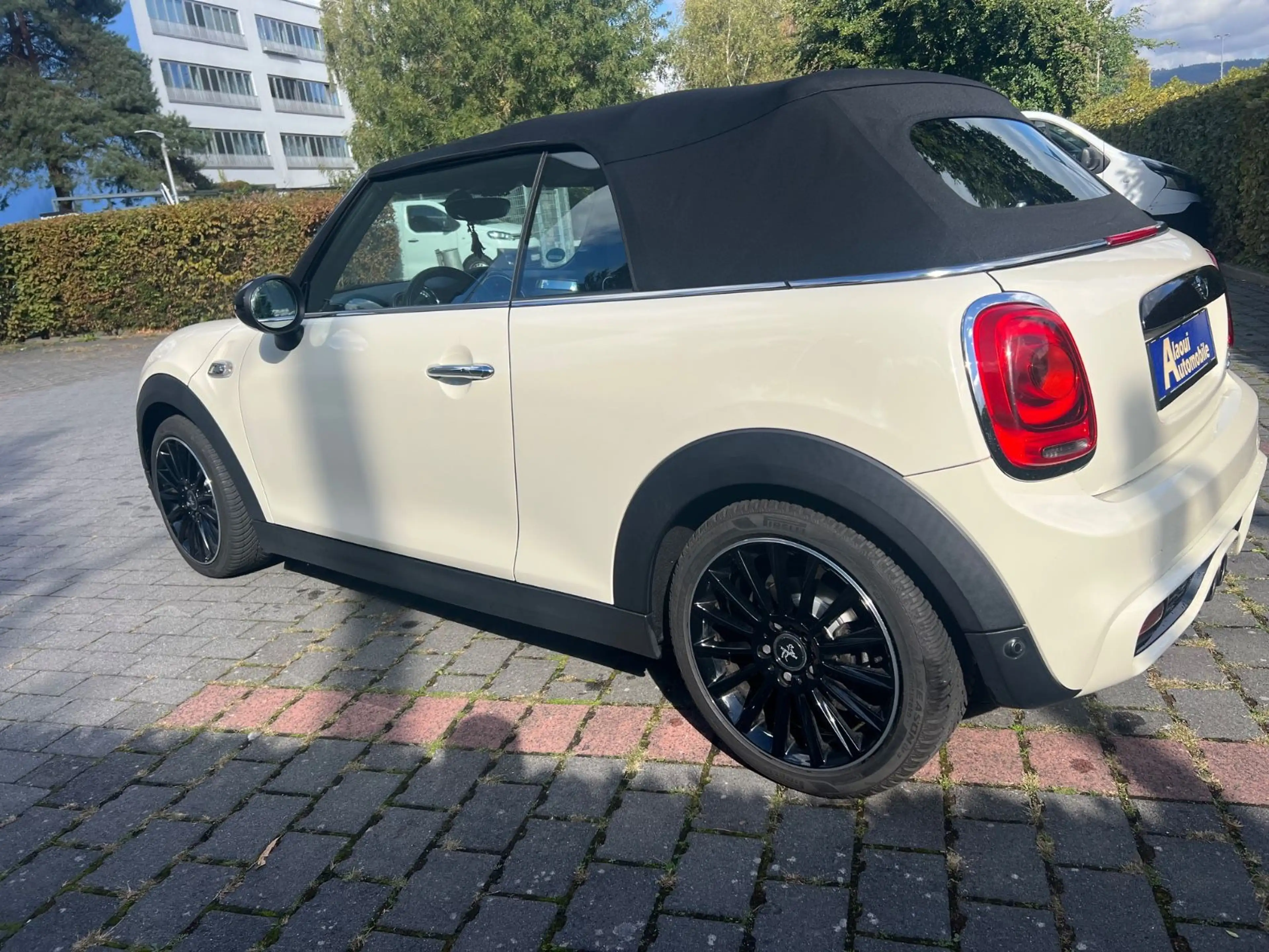 MINI Cooper S Cabrio Cooper S~Harman-Kardon, — photo 10