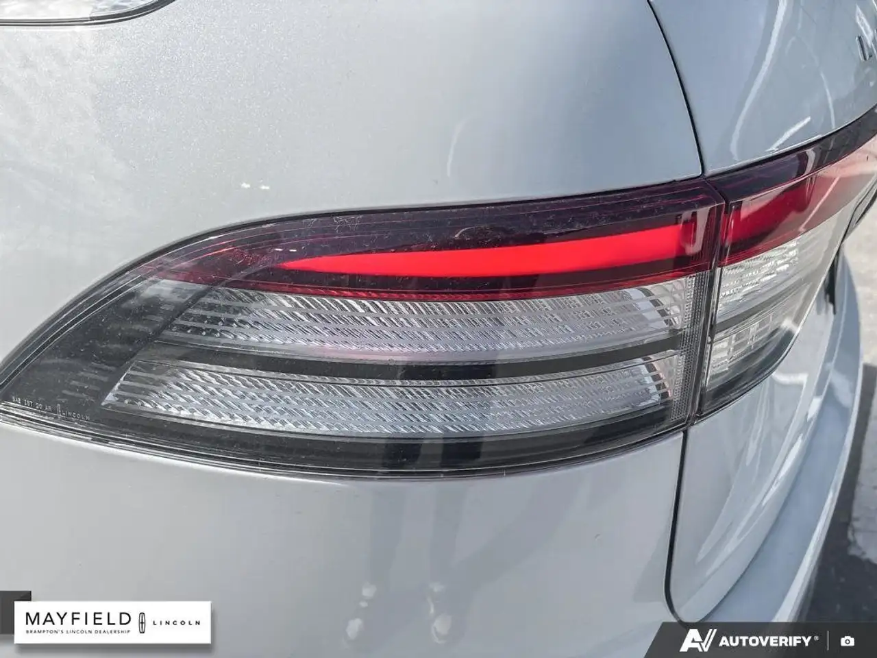 Lincoln Aviator снимка Lincoln Aviator