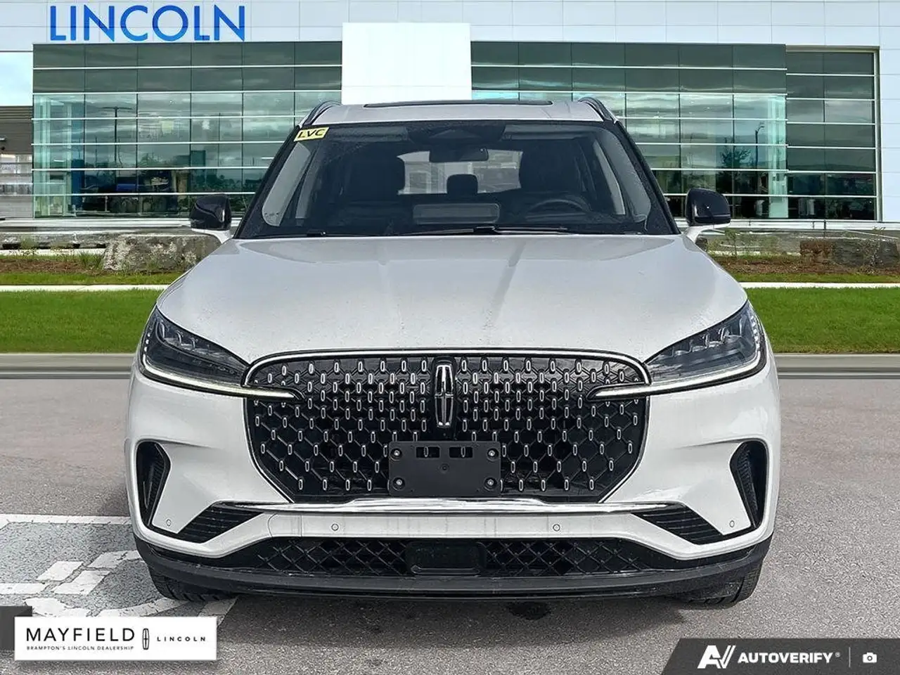 Lincoln Aviator снимка Lincoln Aviator