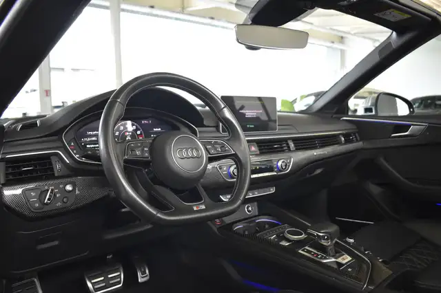 Audi S5 view 7