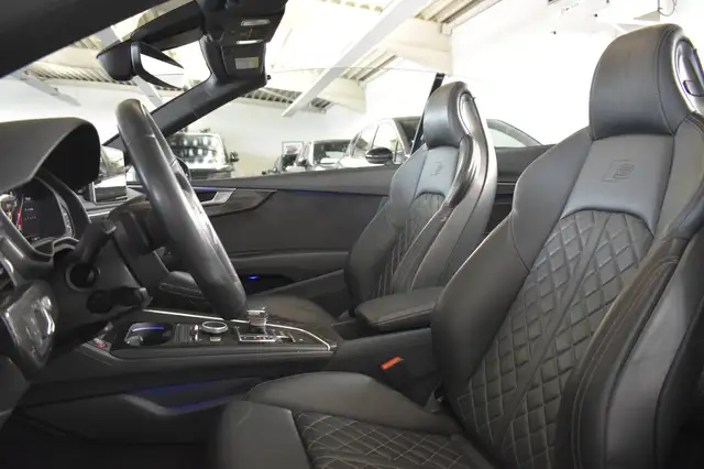 Audi S5 view 8