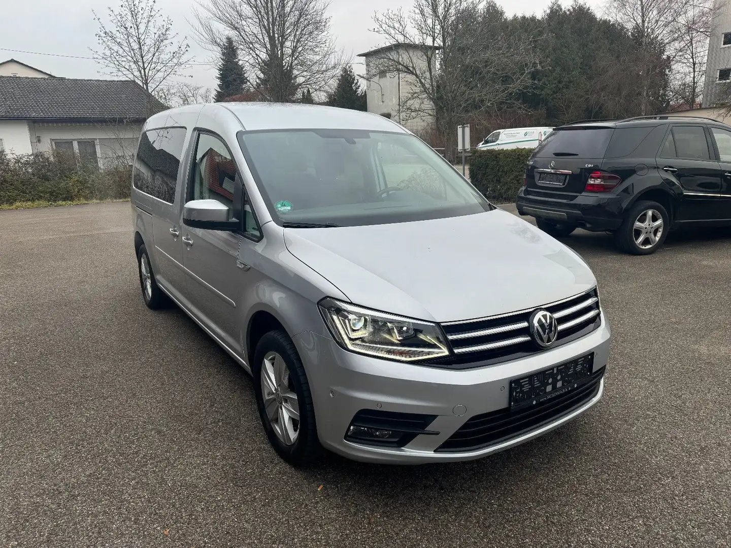 Volkswagen Caddy Caddy Maxi 1.4 TGI Navi,ACC,AHK,5 Sitze,2xSchieb Zilver - 2