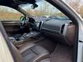 Porsche Cayenne S Weiß - thumbnail 8