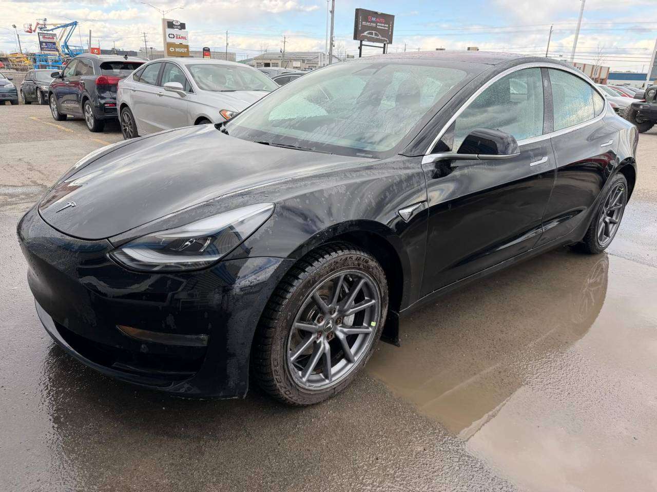 2018 Tesla Model 3 Long Range alt 3