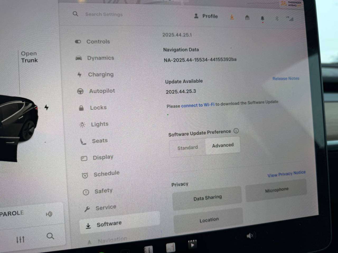 2018 Tesla Model 3 Long Range thumb 11
