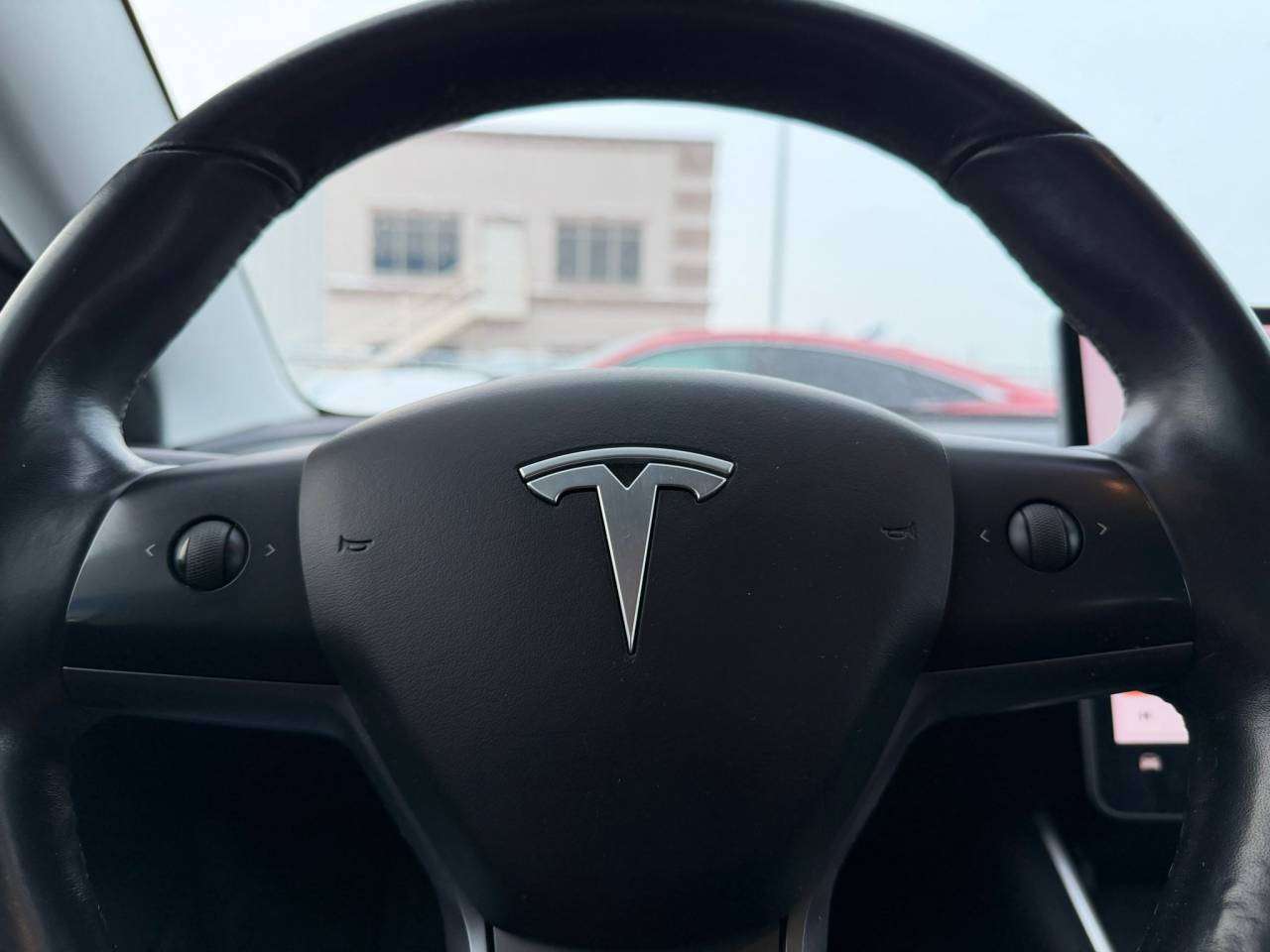 2018 Tesla Model 3 Long Range thumb 7