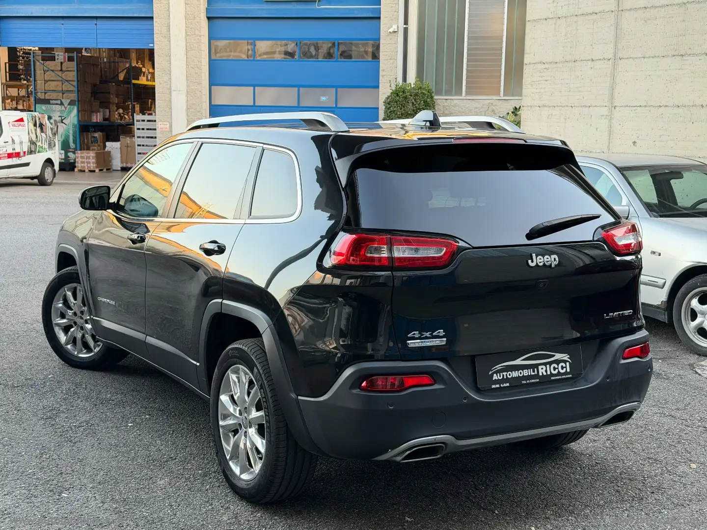 Jeep Cherokee 2.2 Mjt II 4WD AD.I Limited Noir - 2