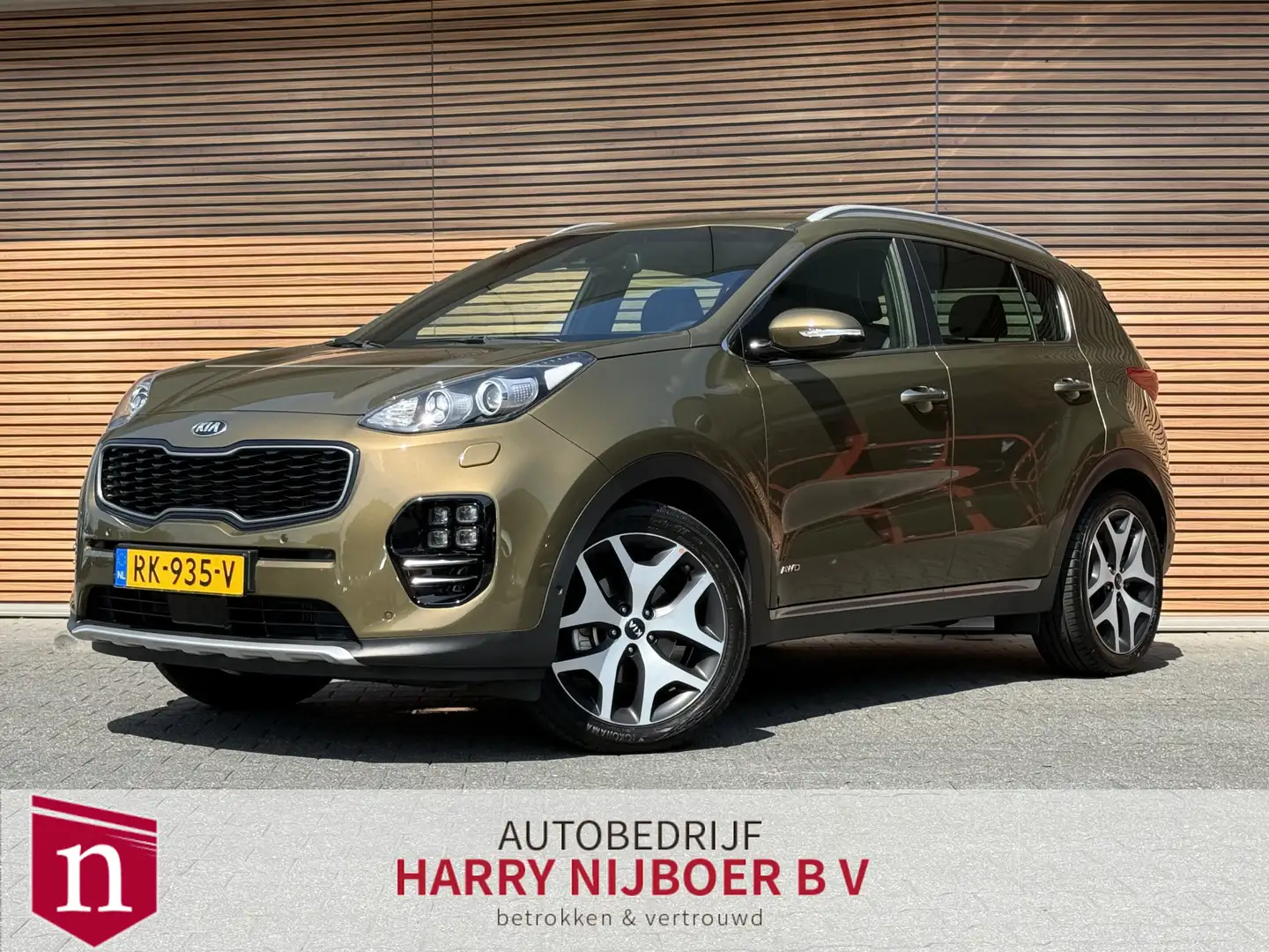 Kia Sportage 1.6 T-GDI 4WD GT-Line PlusLine Leer / Camera / Cli Bruin - 1
