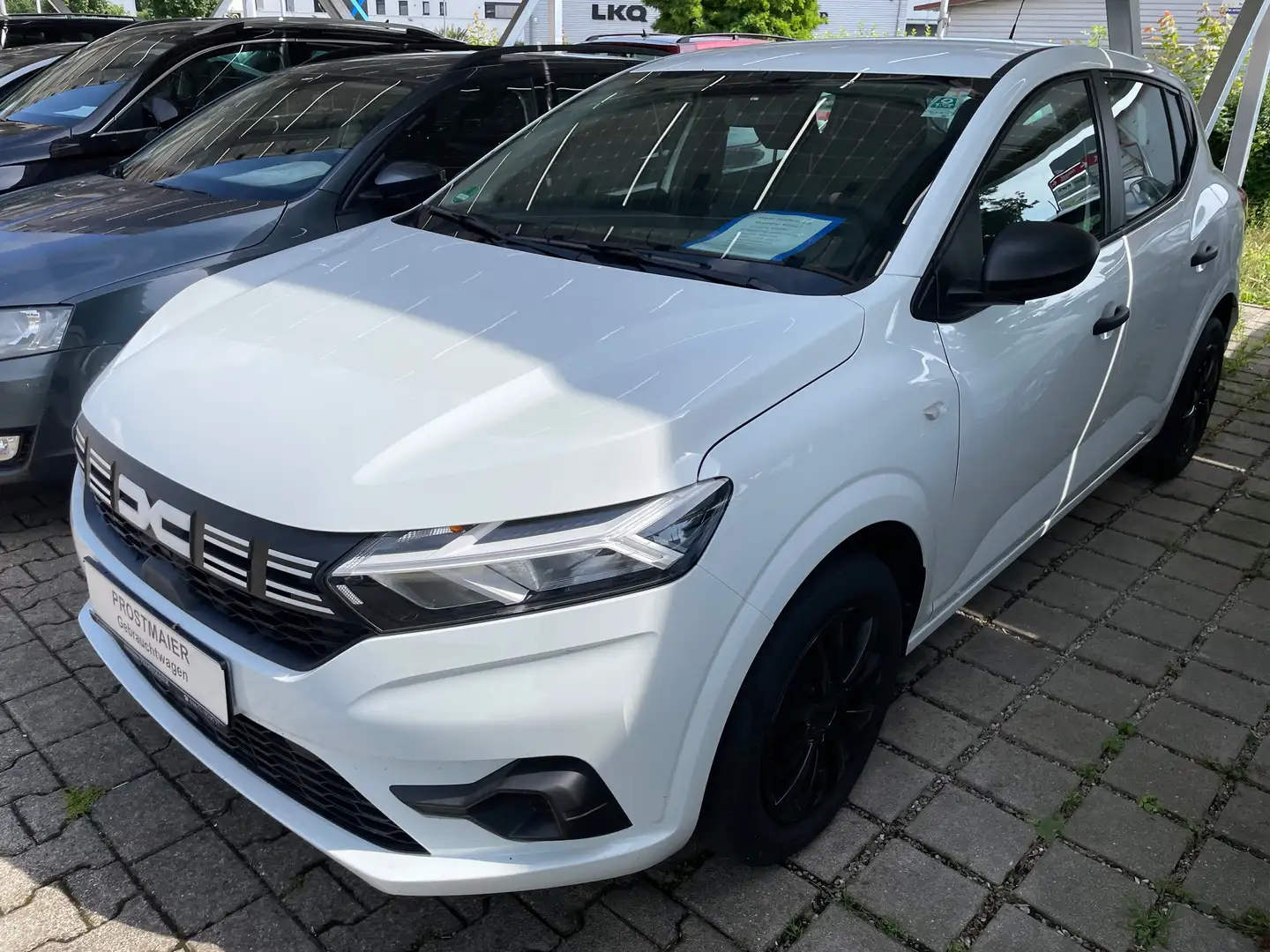 Dacia Sandero SCe 65 Essential Fehér - 2