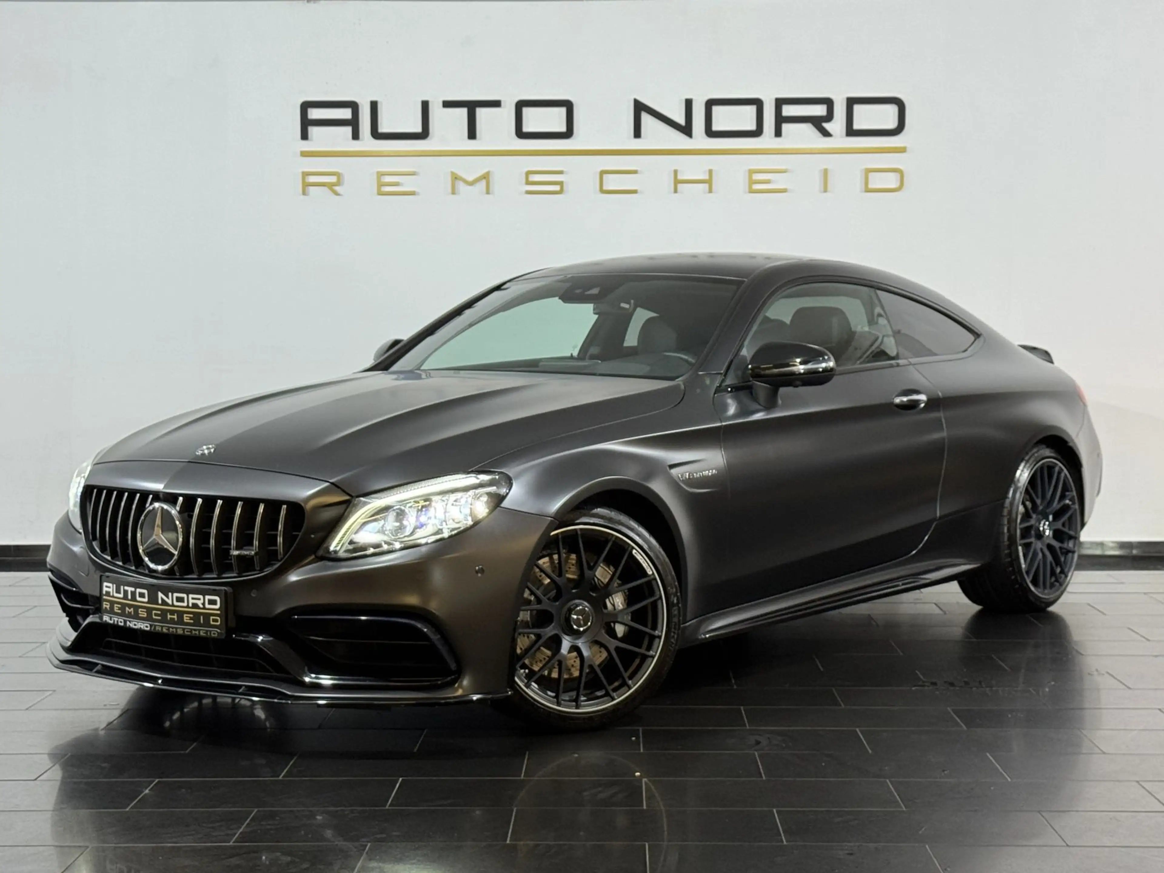 Mercedes-Benz C 63 AMG Coupé*AERO*MATT*Sport.AGA*HeadUP*Carbon