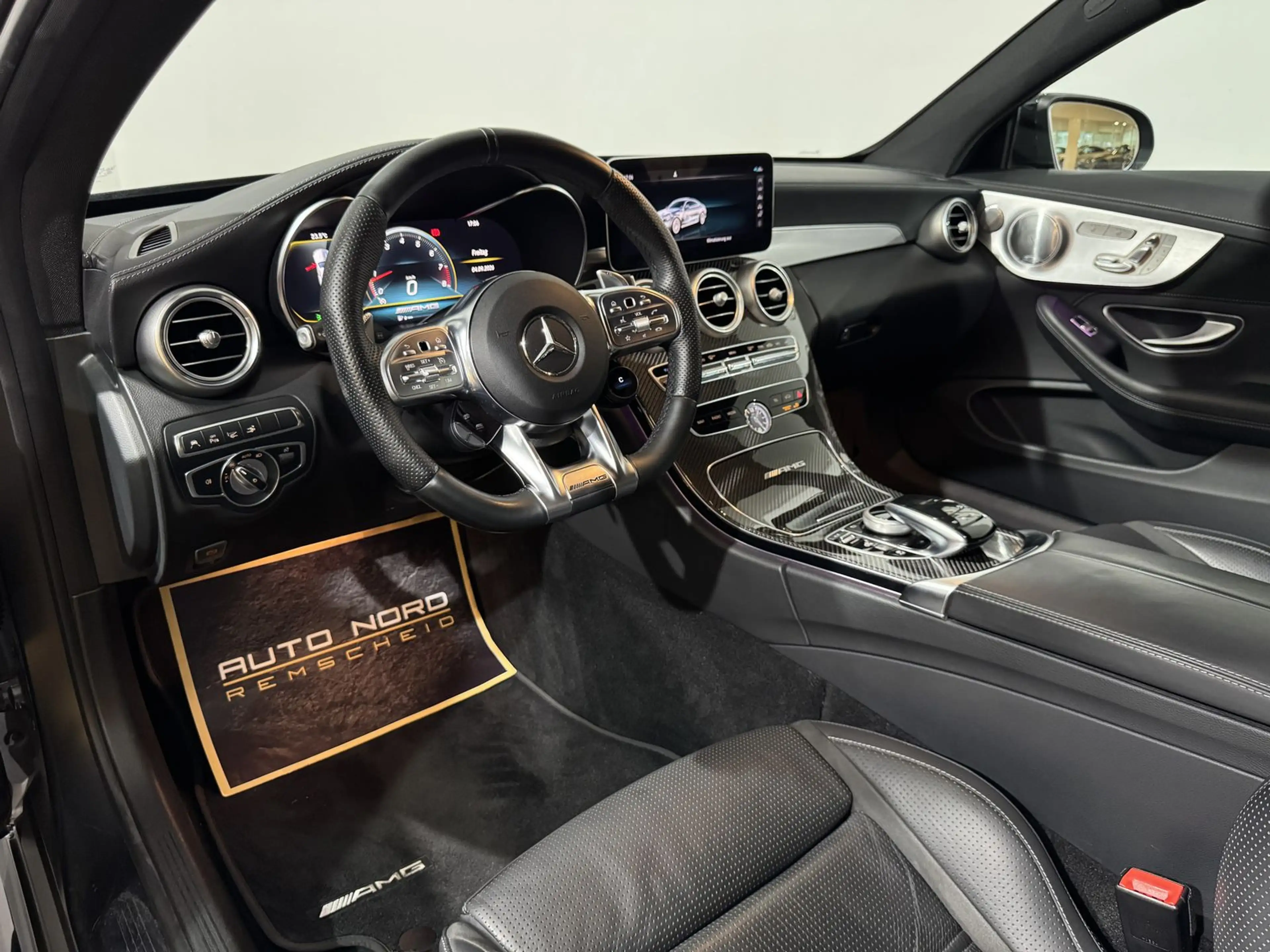 Mercedes-Benz C 63 AMG Coupé*AERO*MATT*Sport.AGA*HeadUP*Carbon — photo 15