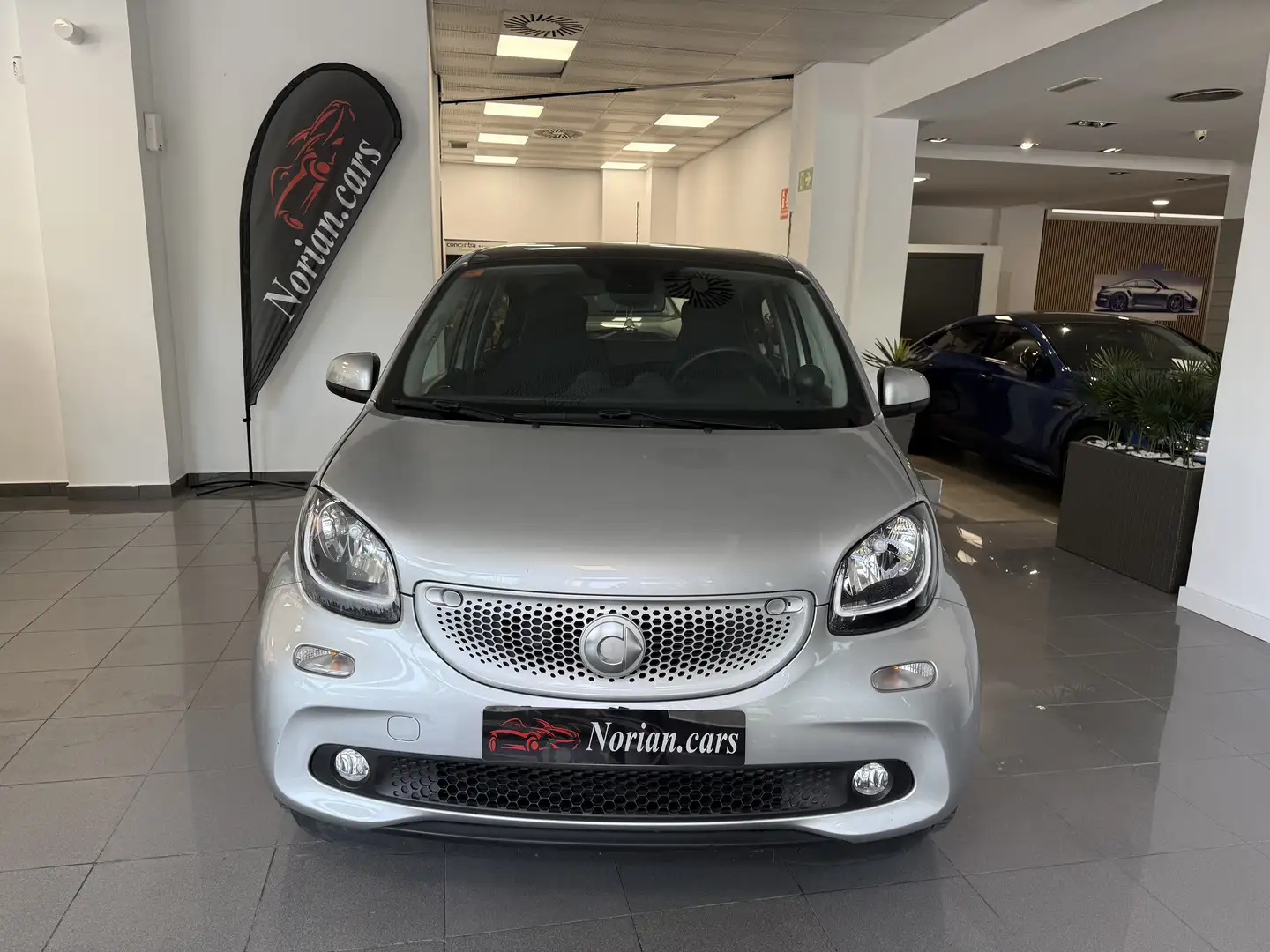 smart forFour 66 Passion Aut. Gris - 2