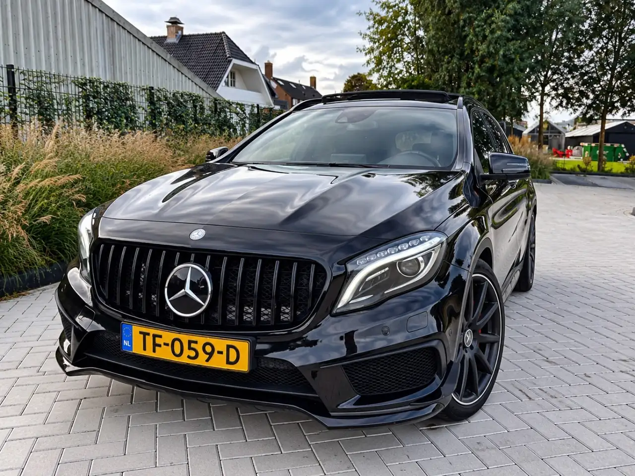 Mercedes-Benz GLA 45 AMG
