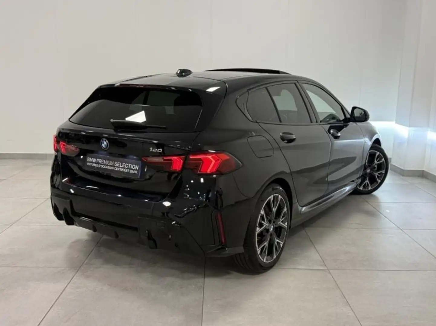 BMW 120 120A 170ch M Sport DKG7 Zwart - 2