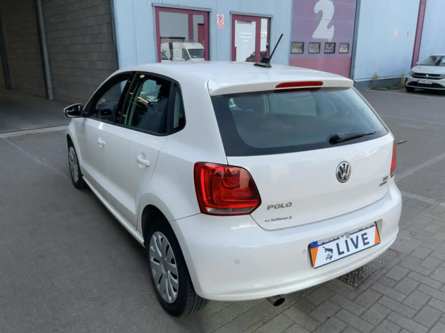 Volkswagen Polo 1.6 TDI 90CH FAP CONFORTLINE 5P Blanc - 2
