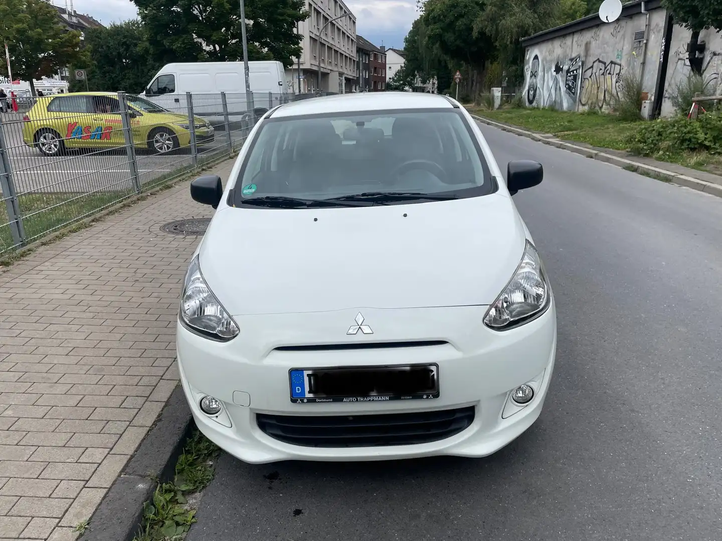 Mitsubishi Space Star Weiß - 2