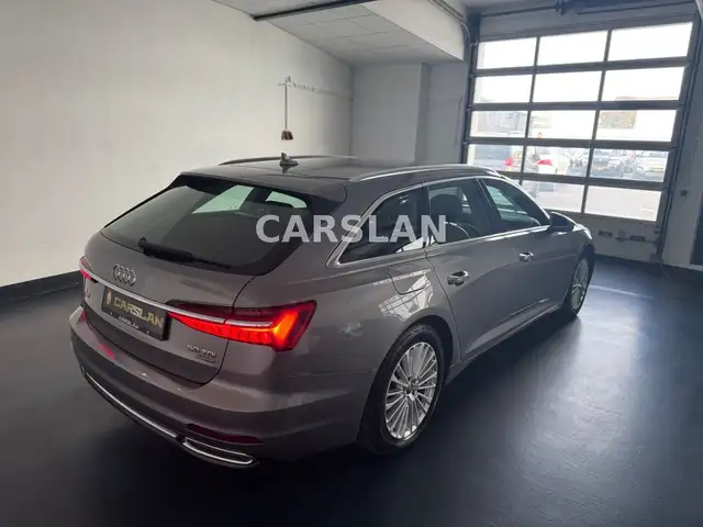 Audi A6 view 11