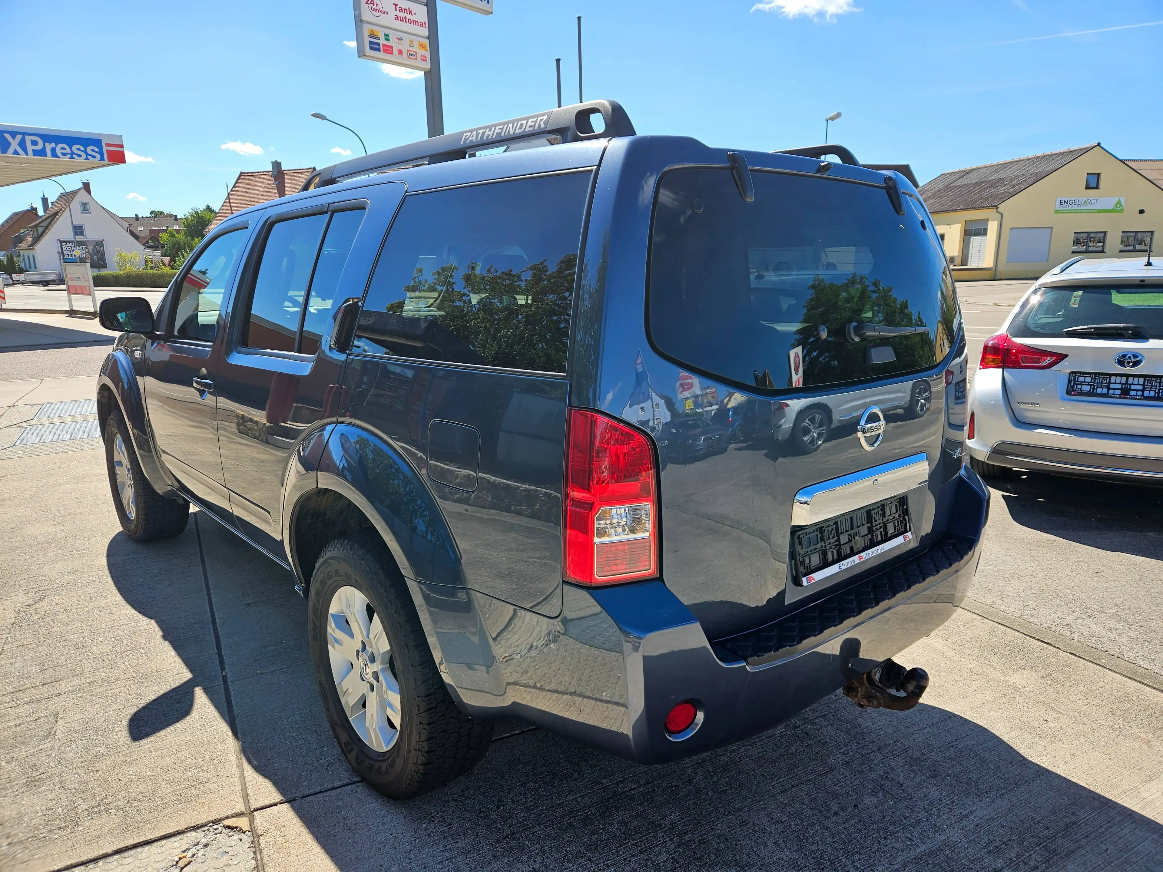 Nissan Pathfinder 2.5 dCi Elegance — photo 6