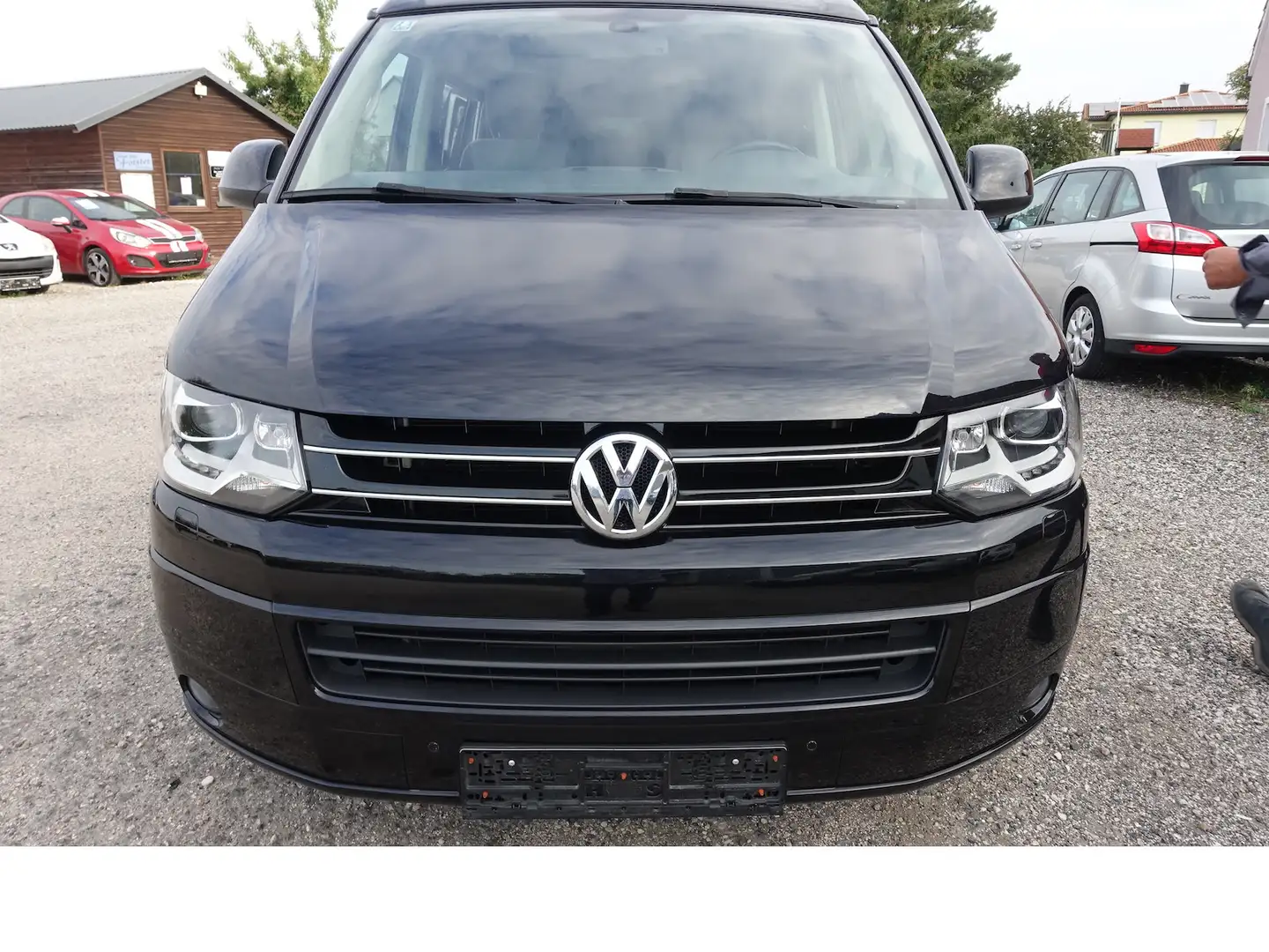 Volkswagen T5 California Beach Aufstelld. ATM 47´km 7. Sitzer AHK 8-fach be Schwarz - 2