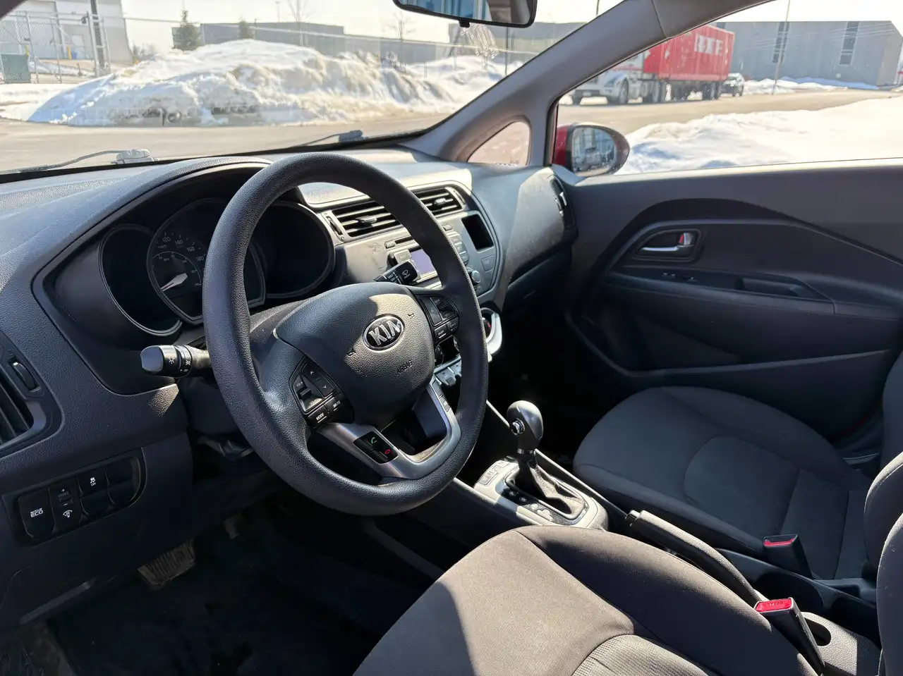 Kia Rio photo Kia Rio