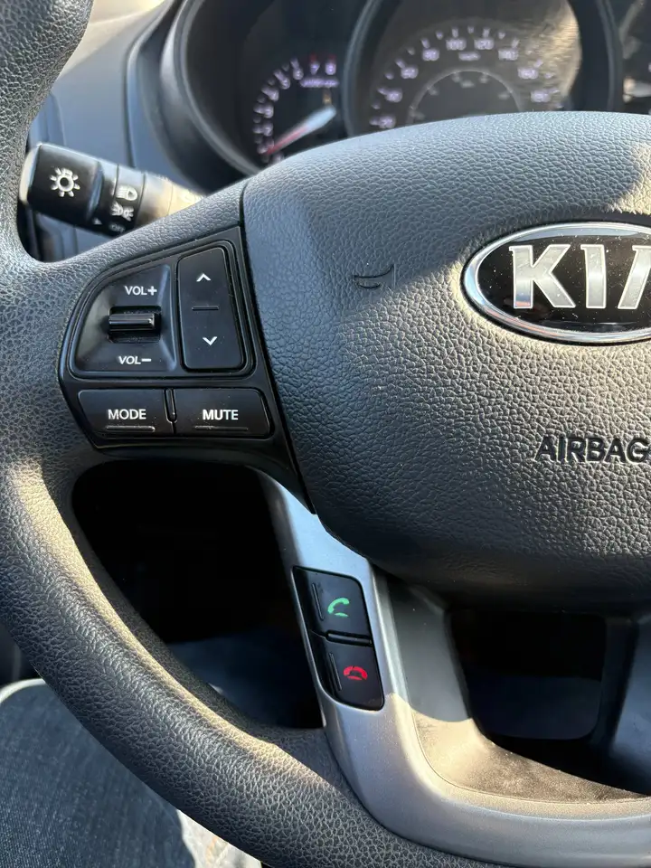Kia Rio photo Kia Rio