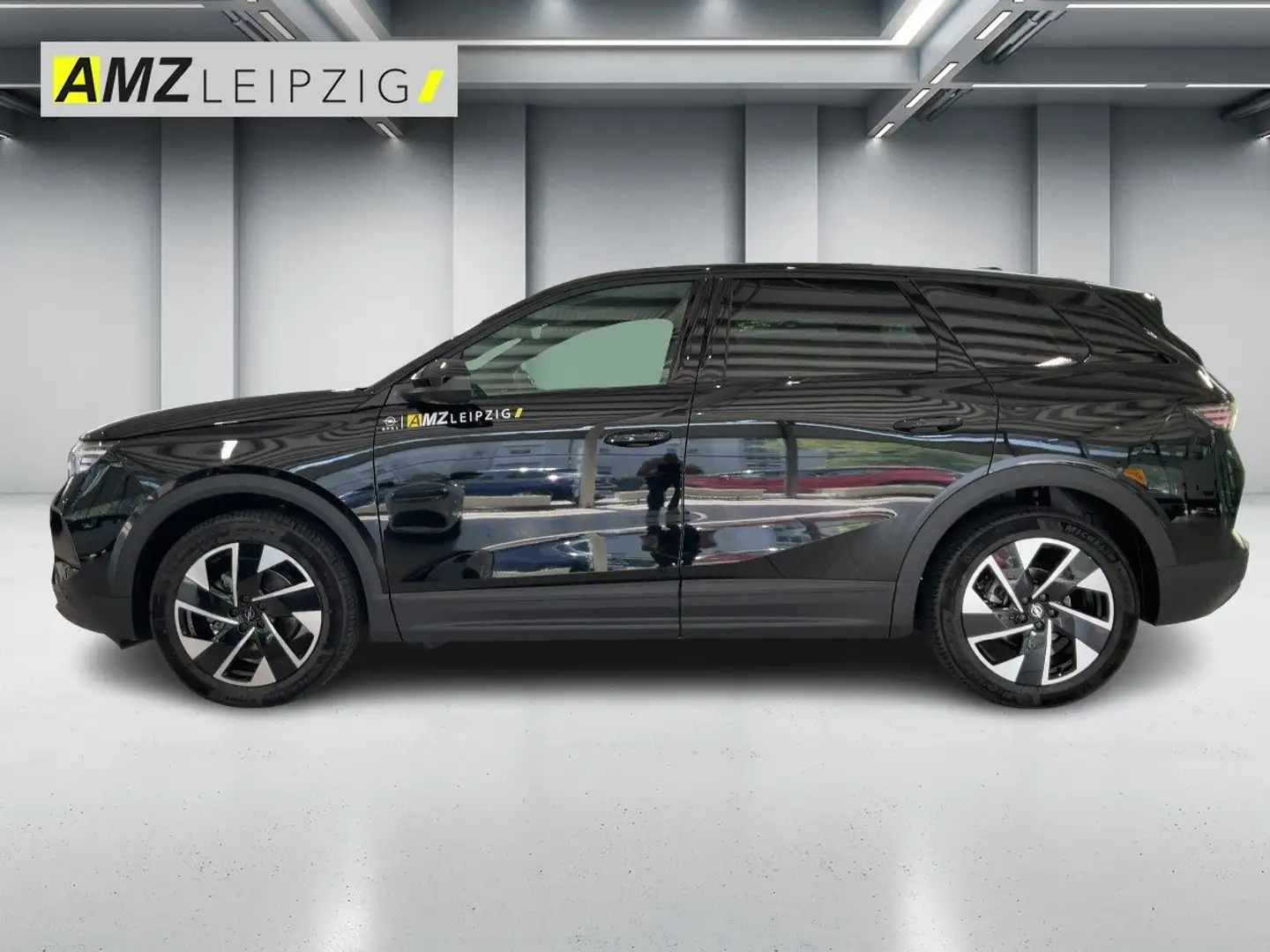 Opel Grandland 100kW 1.2 48V GS Navi+SHZ+2xKlima+Kam. Schwarz - 2
