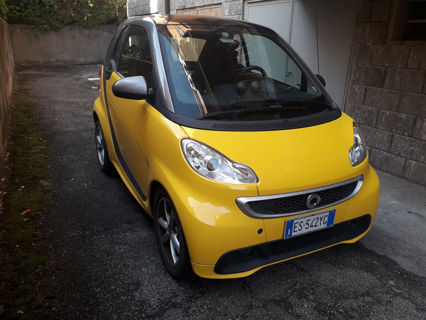 smart forTwo Pulse Giallo - 1