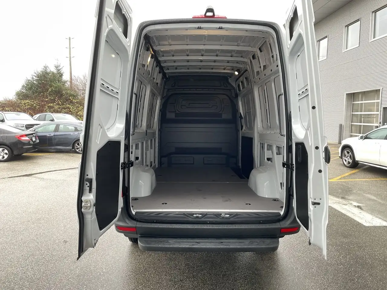 Mercedes-Benz Sprinter снимка Mercedes-Benz Sprinter