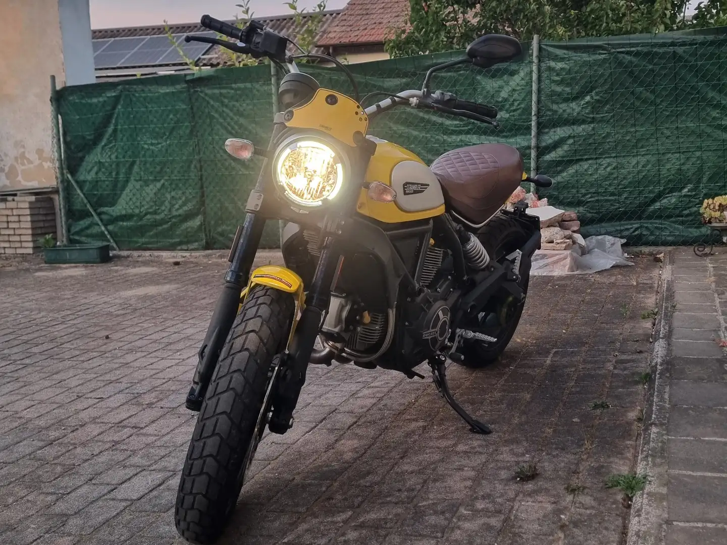 Ducati Scrambler Classic Jaune - 1
