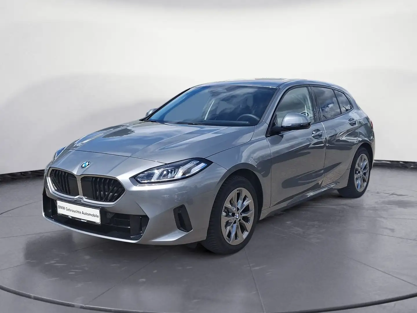 BMW 123 xDrive Steptronic Navi Rückfahrkamera Klimaa Grau - 2