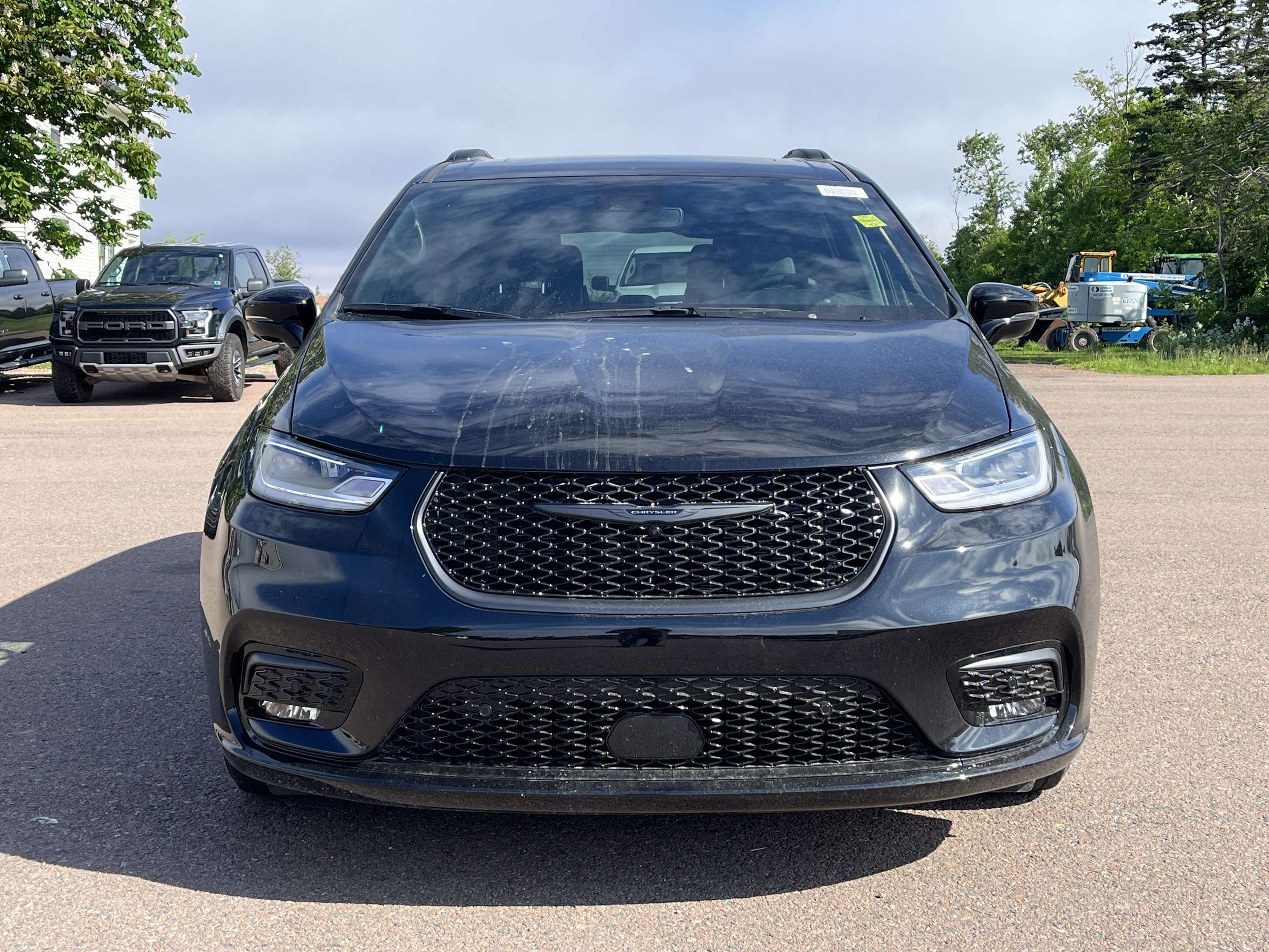 2024 Chrysler Pacifica Hybrid