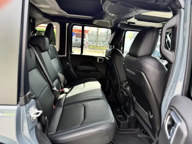 Jeep Wrangler view 9