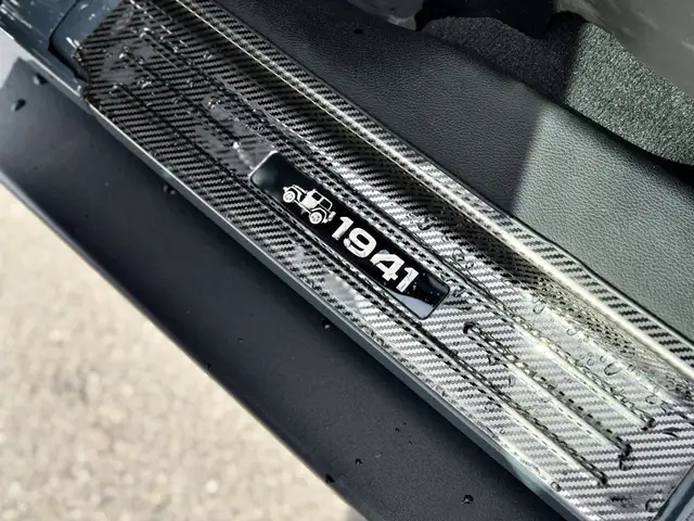 Jeep Wrangler view 12