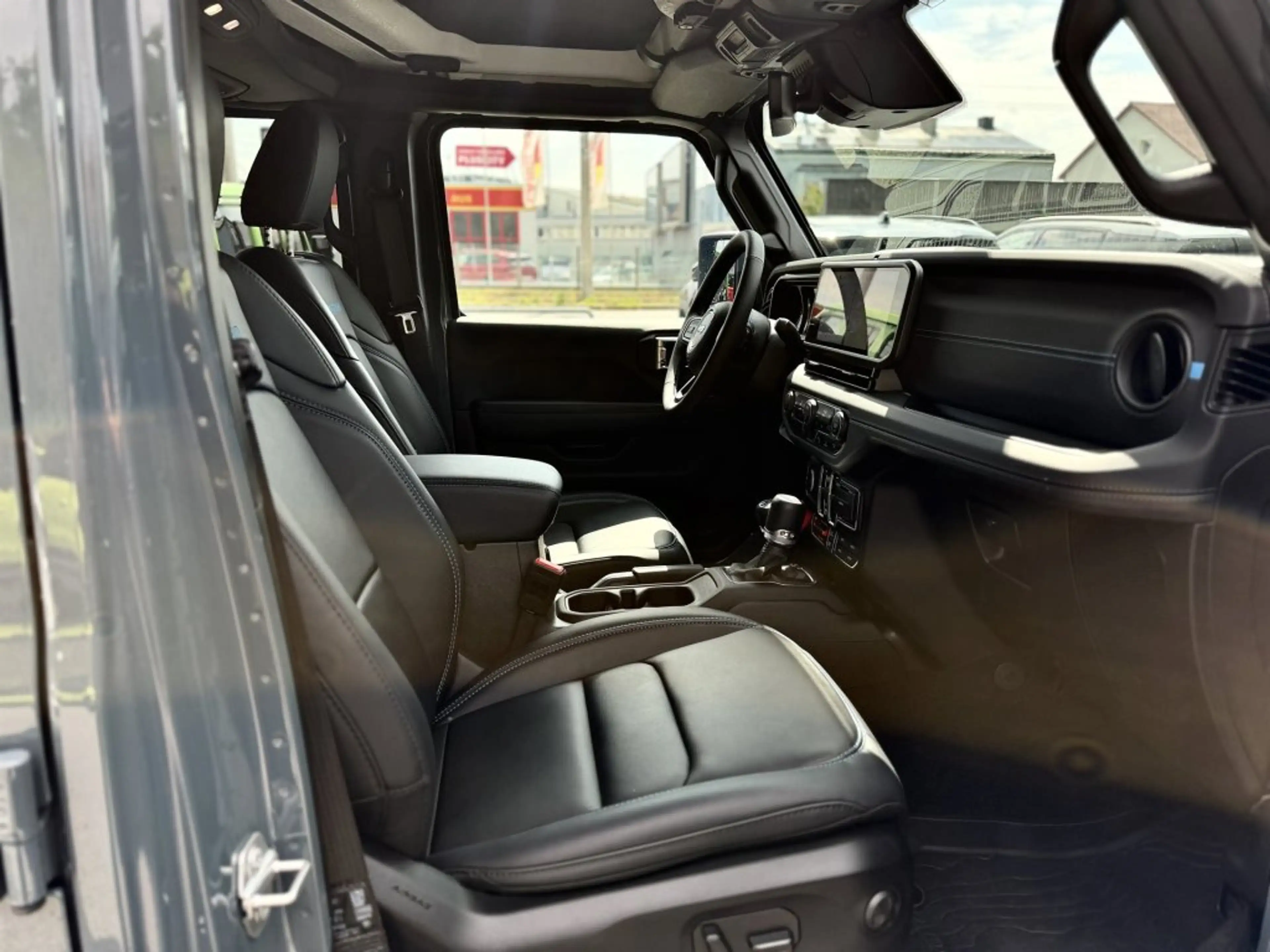 Jeep Wrangler PHEV 380 PS 4xe Rubicon — photo 11