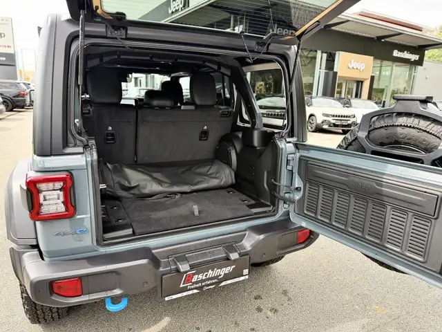 Jeep Wrangler view 8