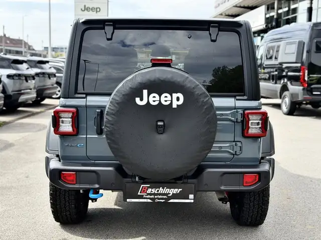 Jeep Wrangler view 7