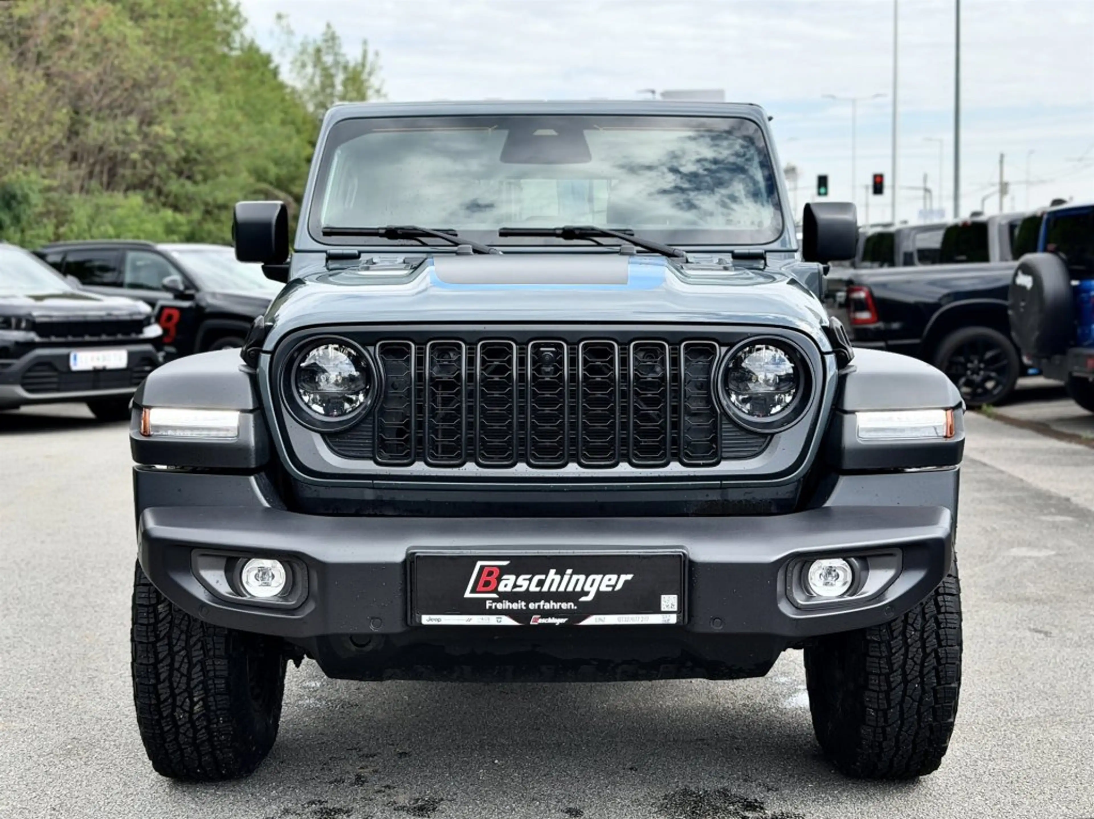 Jeep Wrangler PHEV 380 PS 4xe Rubicon — photo 2