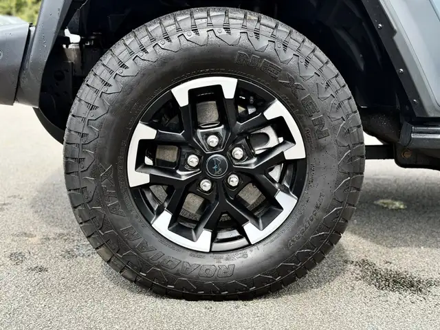 Jeep Wrangler view 4