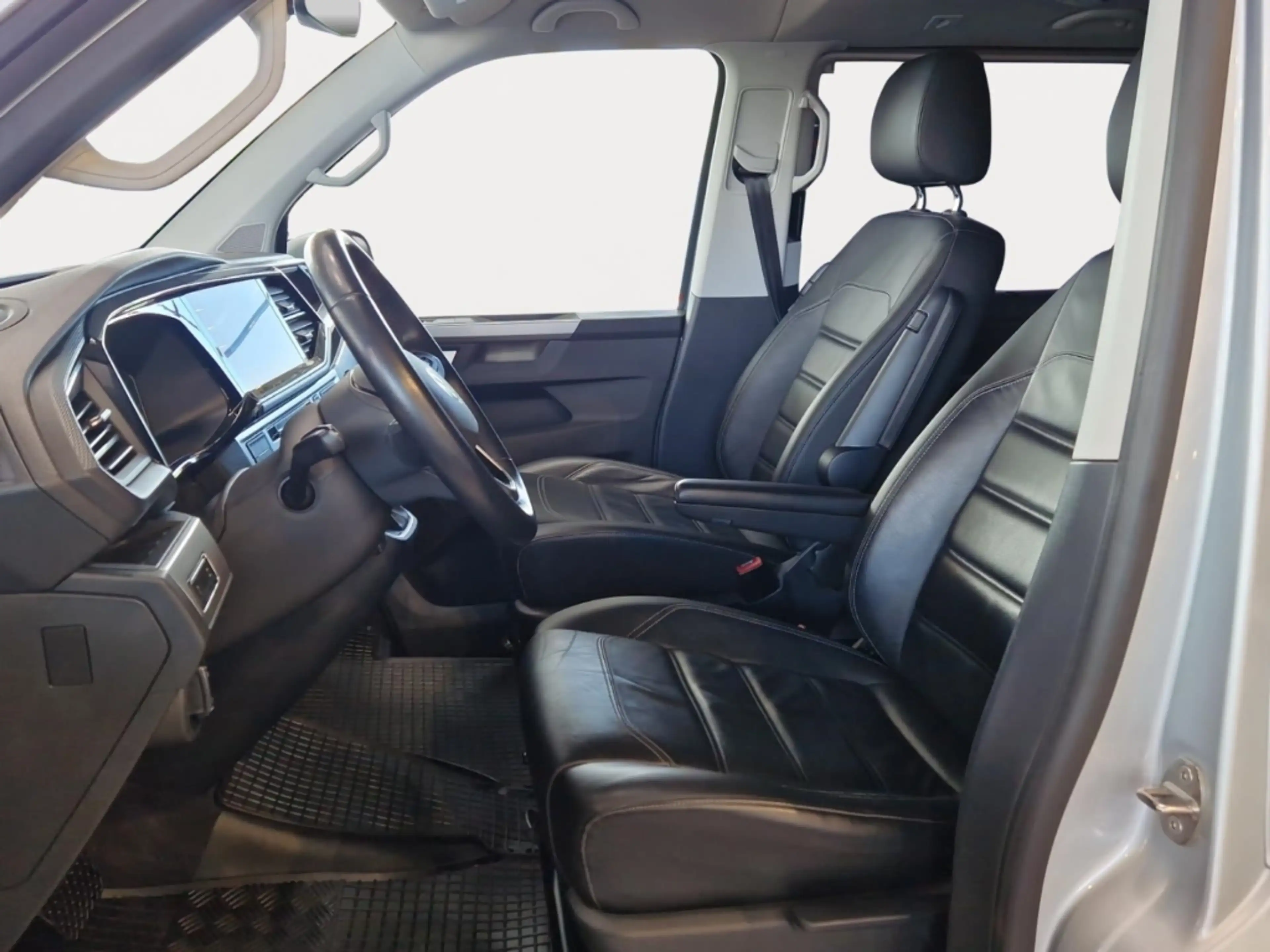 Volkswagen T6.1 Multivan 2.0 TDI 4Motion DSG Alu Klima Navi AHK LED Standhz — photo 8