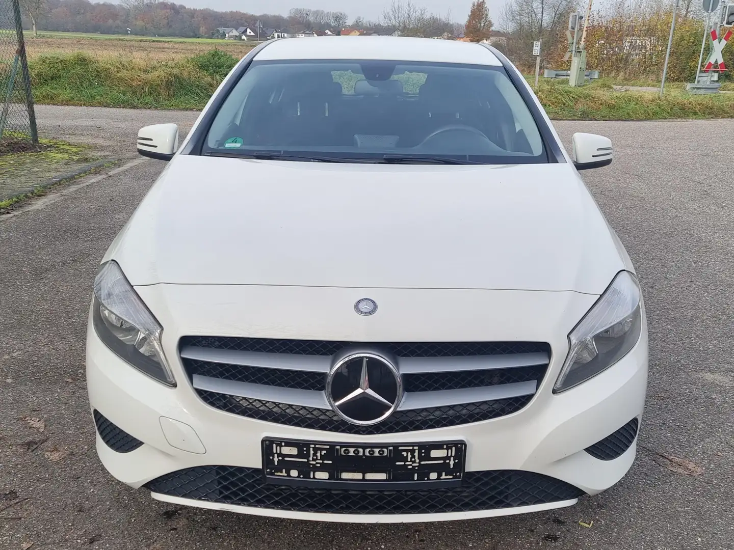 Mercedes-Benz A 160 A-Klasse Diesel CDI Weiß - 1