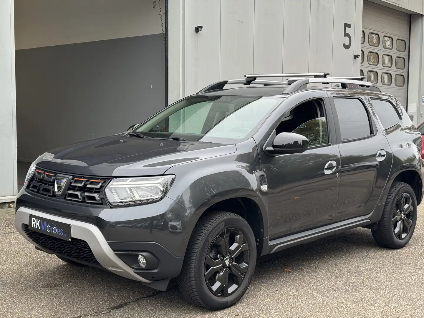 Dacia Duster Duster TCe 130 Sondermodell Extreme Grau - 1