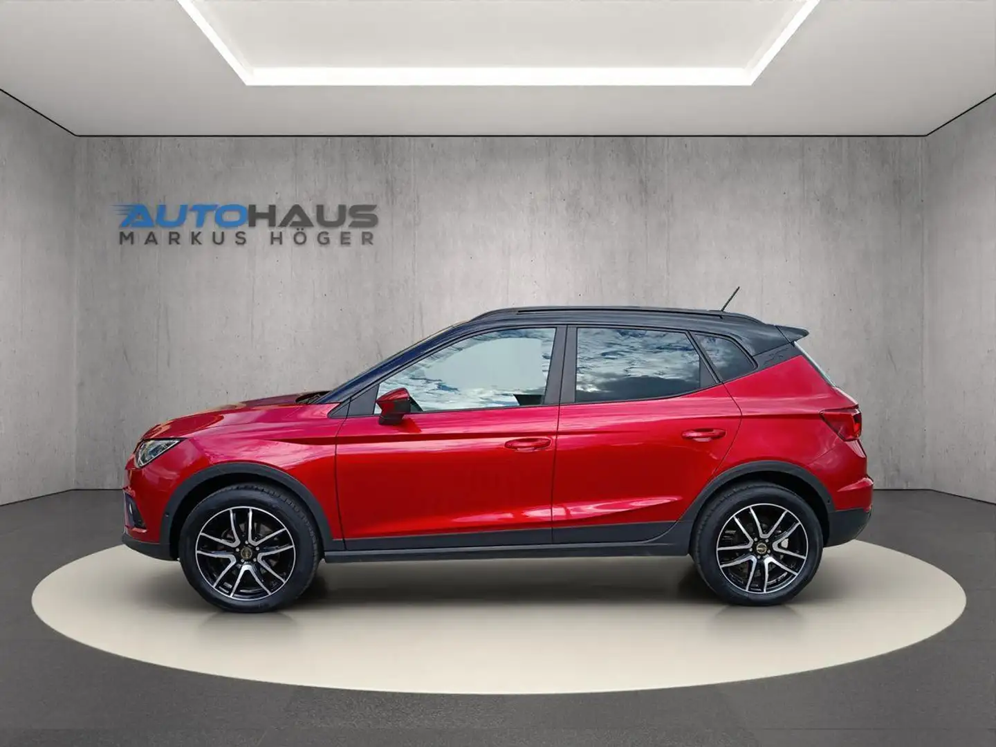 SEAT Arona 1.0 TSI STYLE+NAVI+LED+PDC VORNE+HINTEN+PARK-LENK+ Rood - 2