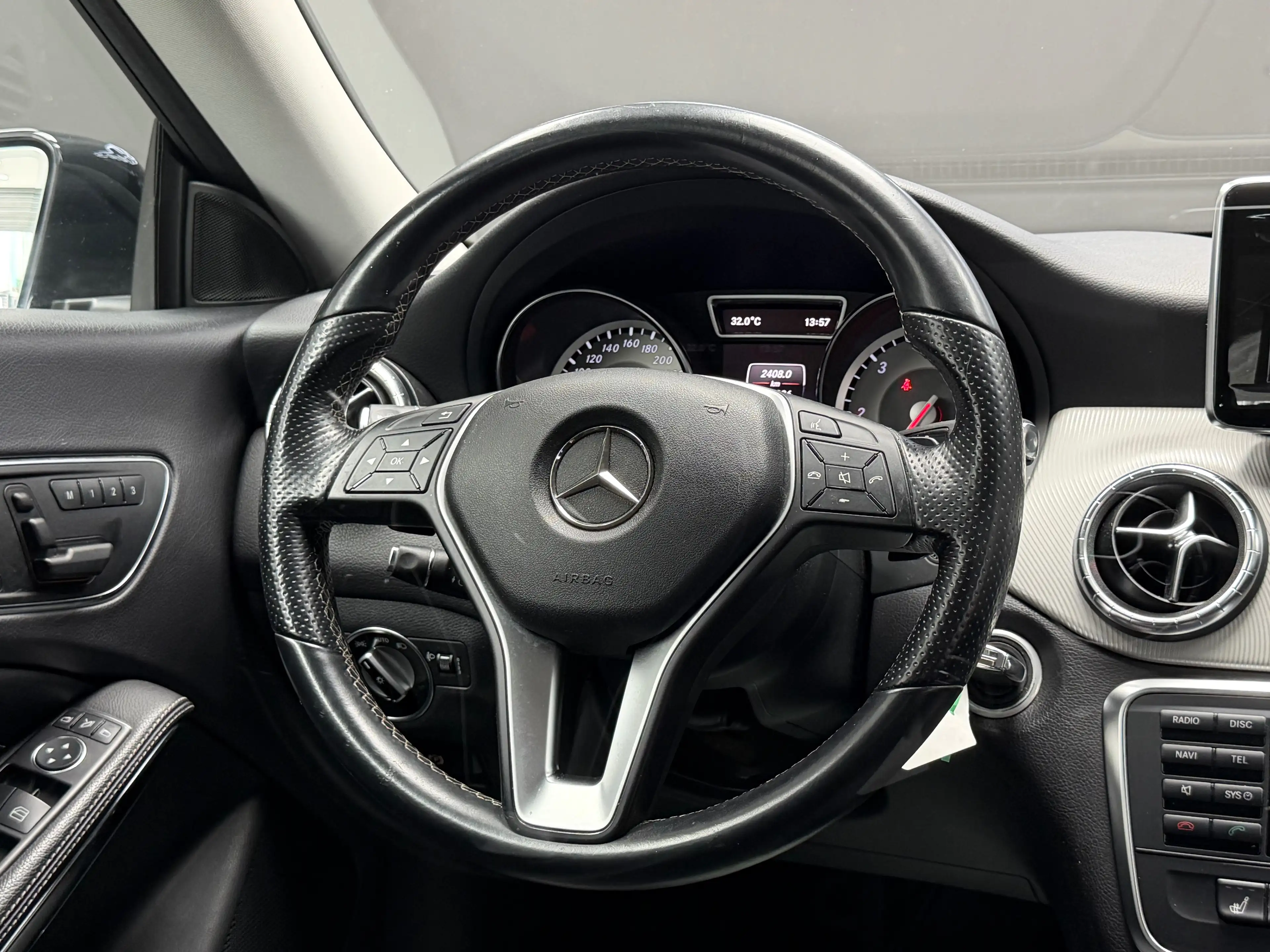 Mercedes-Benz CLA 200 200 CDI * BOITE AUTO + GPS + GARANTIE * — photo 12