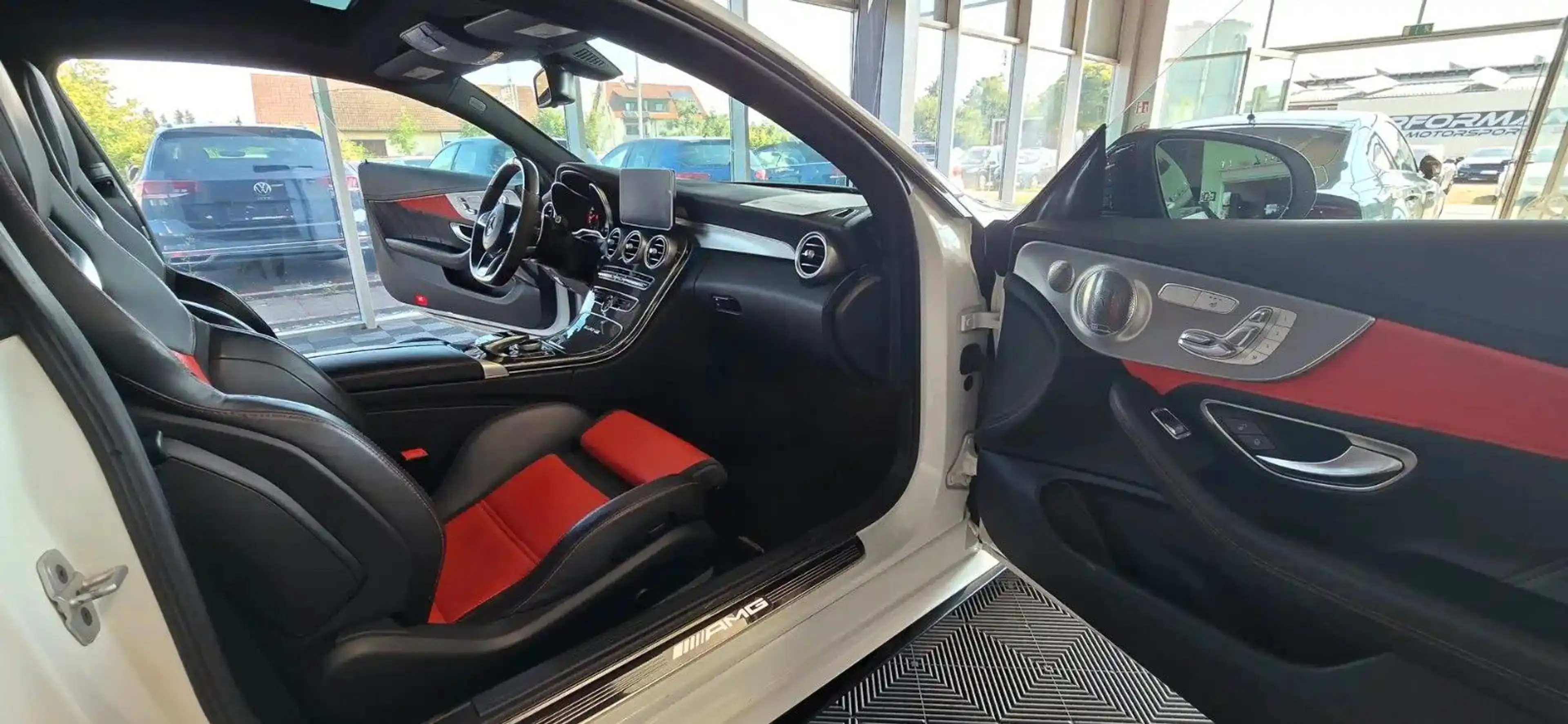 Mercedes-Benz C 63 AMG C 63  S AMG/360 Kamera/ohne OPF/Sportsitze — photo 11