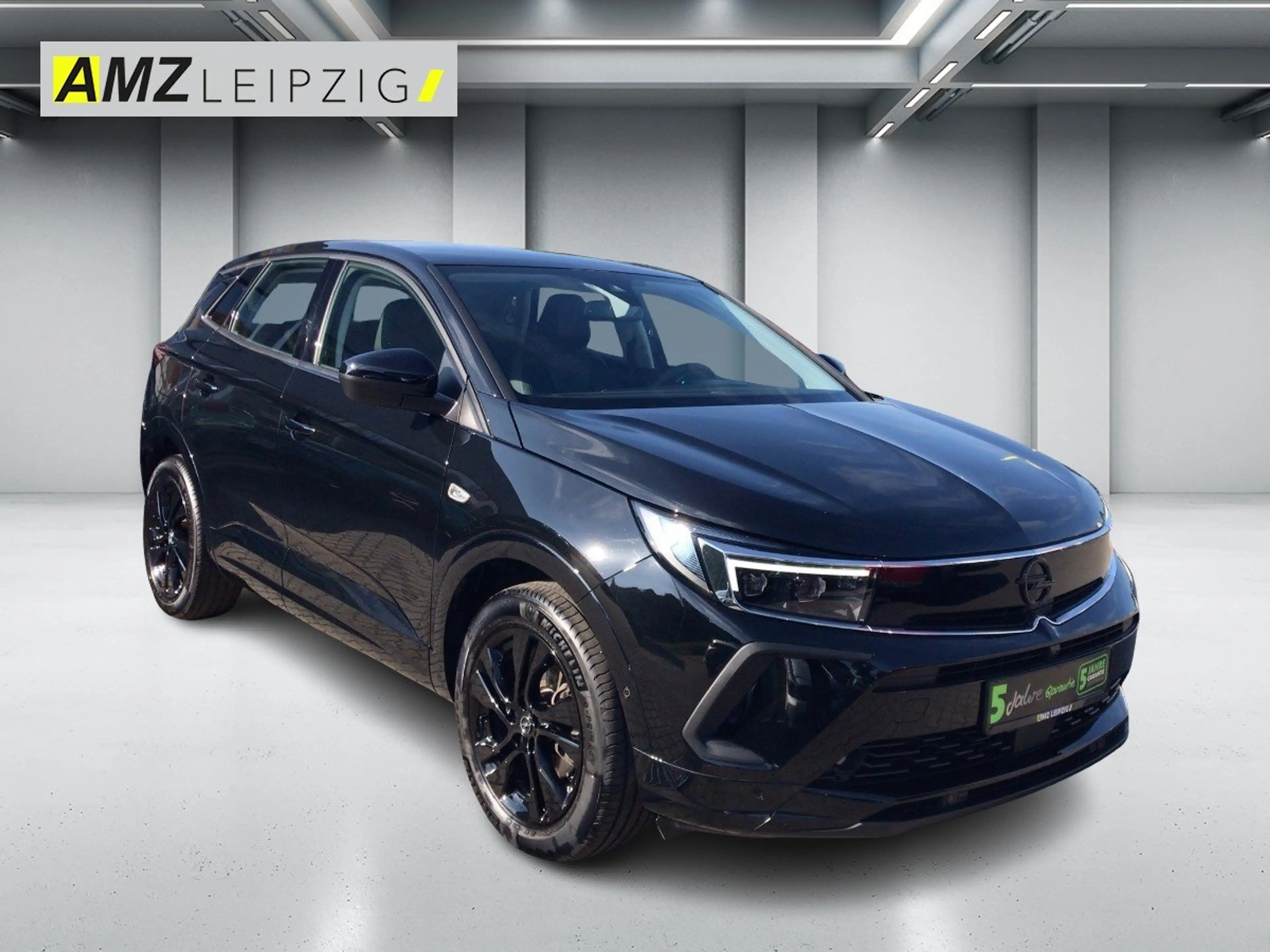 Opel Grandland 1.2 GS Line *Alcantara* — photo 8