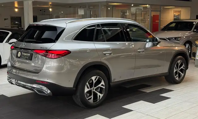 Mercedes-Benz GLC view 6