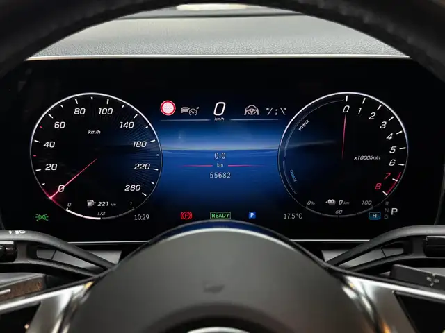 Mercedes-Benz GLC view 14