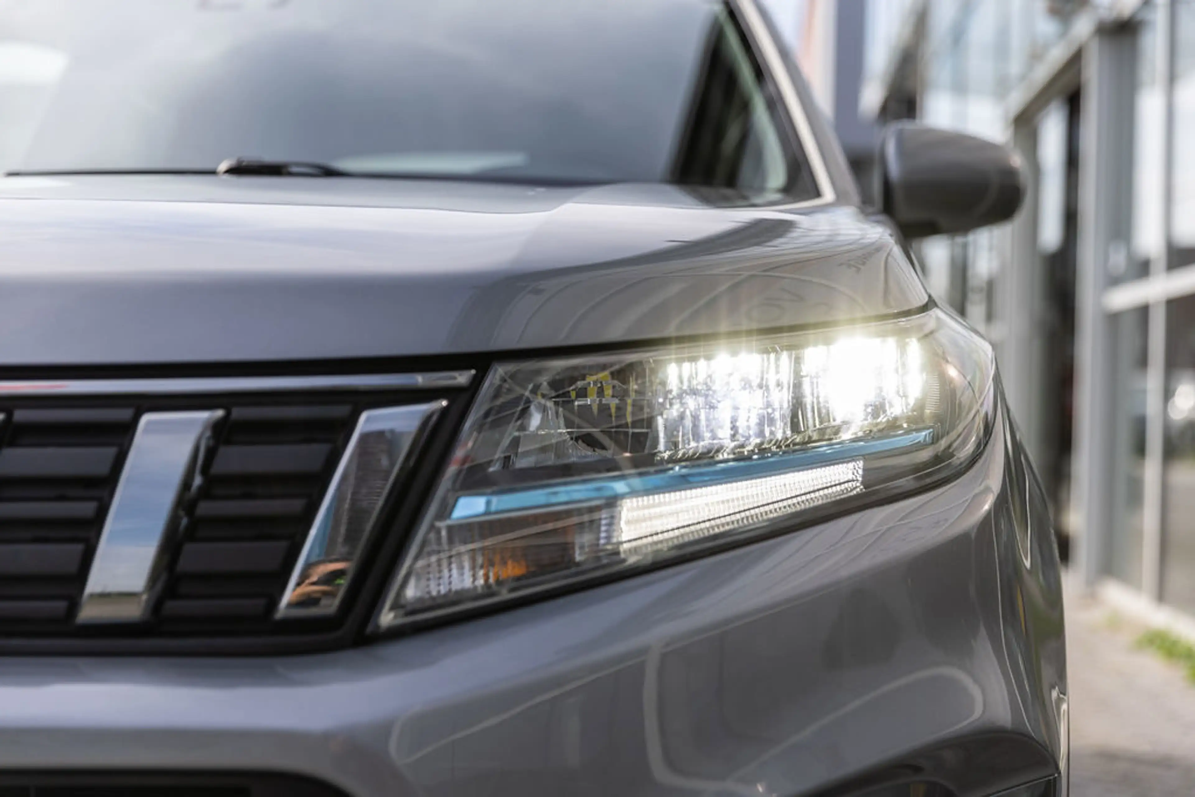 Suzuki Vitara 1.5 Hybrid Privilege Style — photo 33